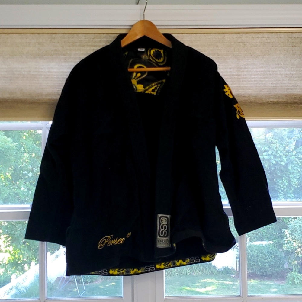 Jiu-jitsu Gi, Rashguard, Kickboxing gear